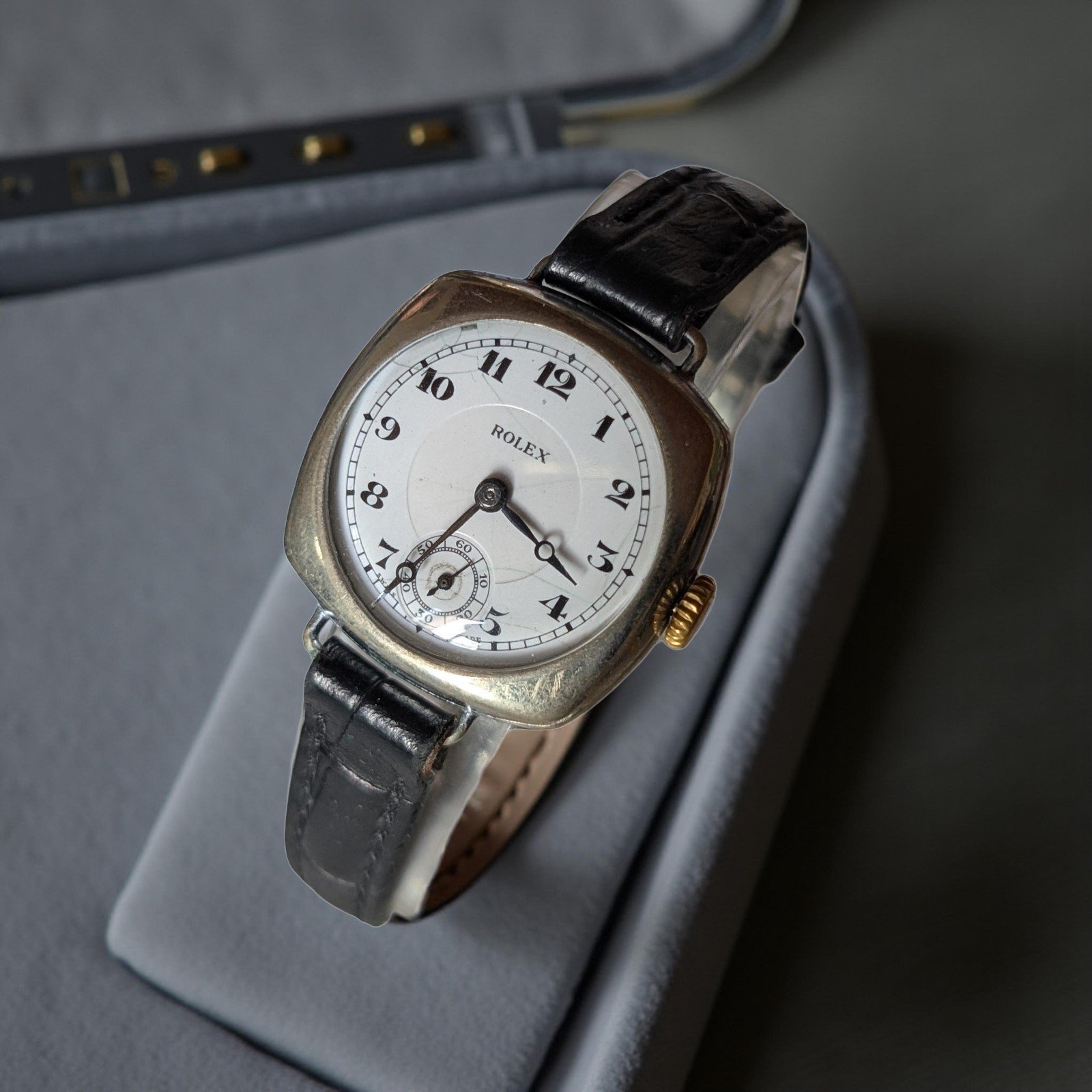 Rolex Cushion – Early 20th Century – Manual Win