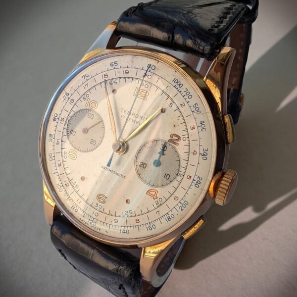 Chronographe Suisse – 18K Solid Gold – 37 mm